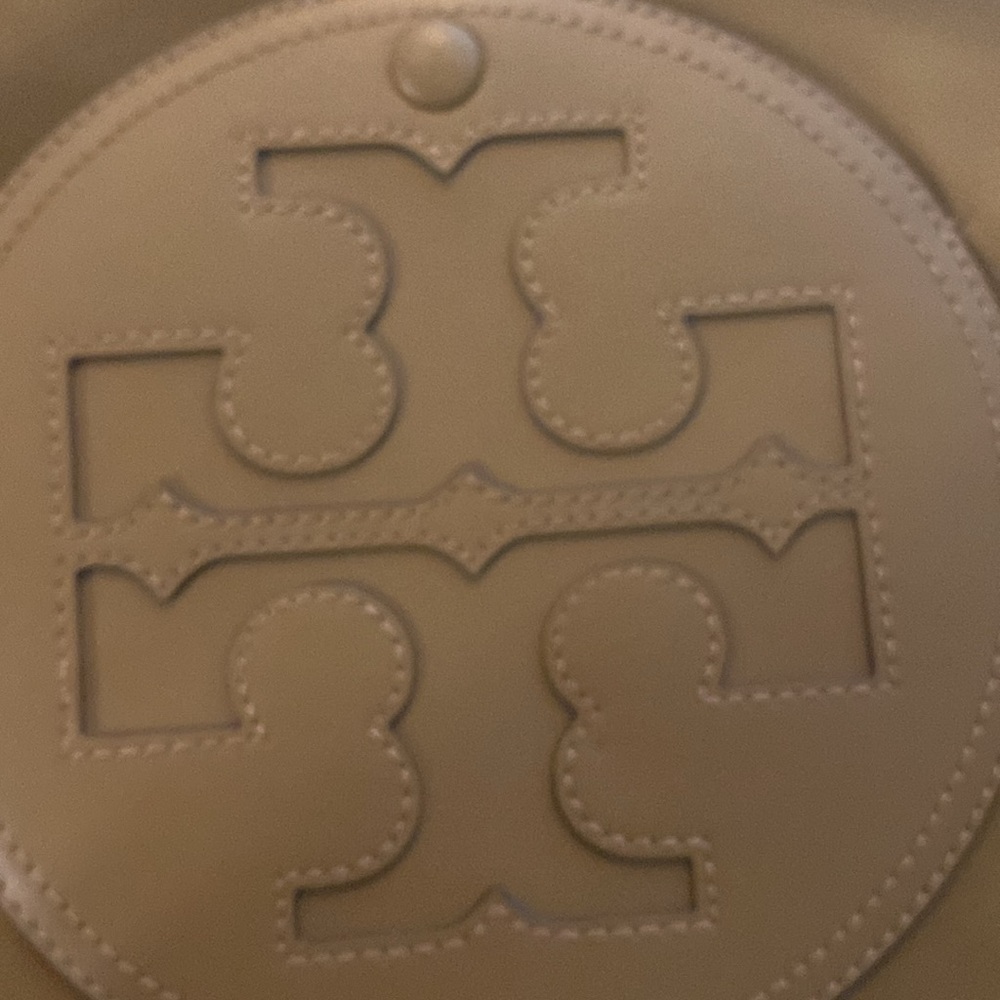 Tory Burch tote - Picture 8 of 9